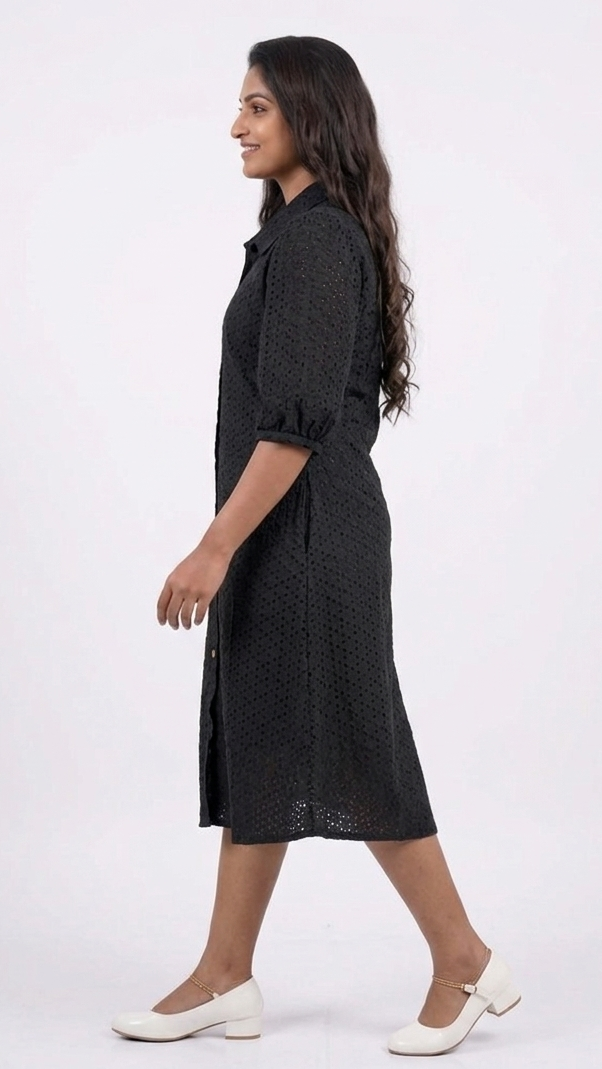 Sakhi (Black)