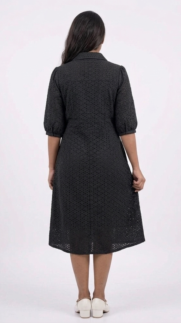 Sakhi (Black)